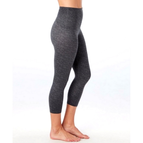 SPANX Active Cropped Compression Leggings Womens Plus Size 2X - Picture 2 of 5